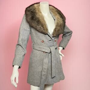 VINTAGE 70s Wool Peacoat Size S Fox Fur Collar Belted Hollywood Double Breasted